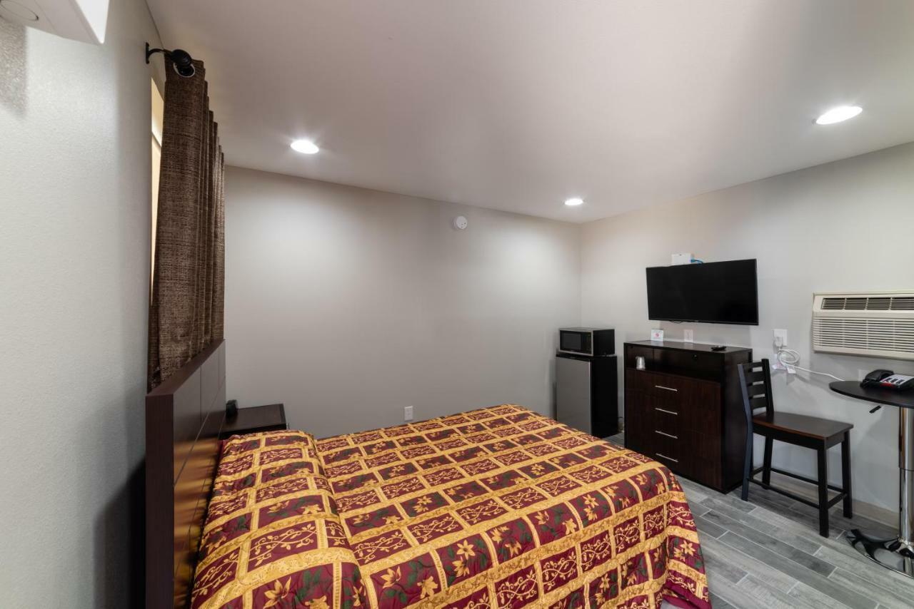 Budget Inn & Suites Батон-Руж Экстерьер фото